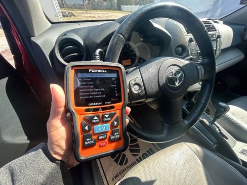 Used 2011 Toyota RAV4 Limited w/ Limited Extra Value Pkg image 21