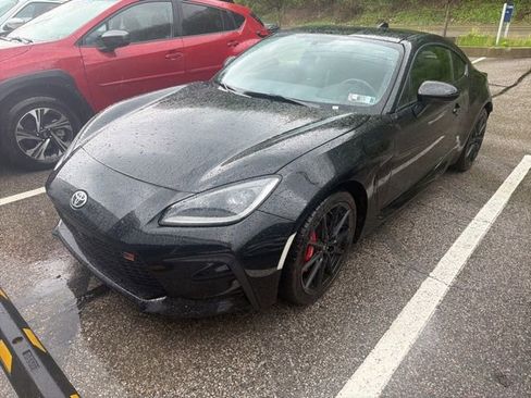 Used 2025 Toyota GR86 Premium w/ Performance Package RWD image 1