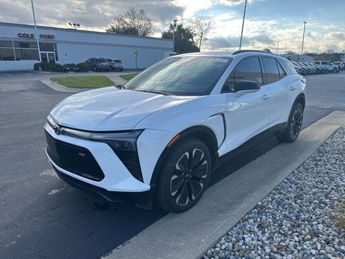 Used 2024 Chevrolet Blazer EV RS image 1