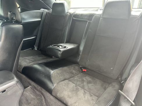 Used 2015 Dodge Challenger R/T Plus RWD image 26