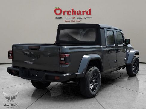 New 2025 Jeep Gladiator Sport AWD/4WD image 9