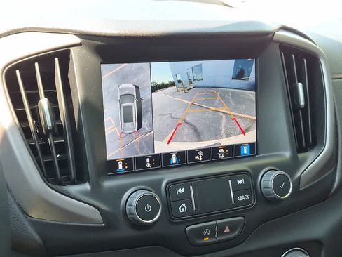 Used 2024 GMC Terrain AT4 w/ Tech Package AWD/4WD image 15