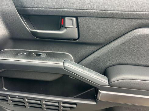 New 2026 Toyota 4Runner SR5 image 20