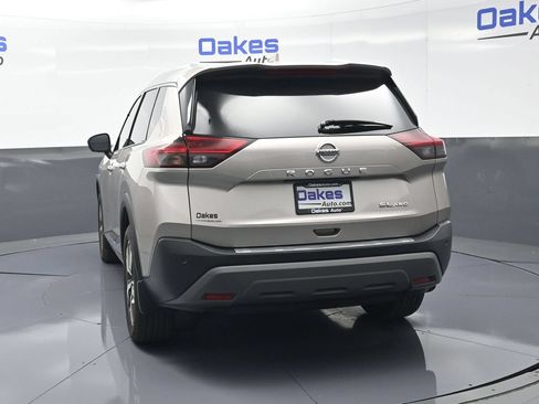 Used 2021 Nissan Rogue SL AWD/4WD image 7