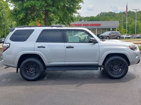 Certified 2021 Toyota 4Runner Venture w/ Moonroof Package AWD/4WD image 51