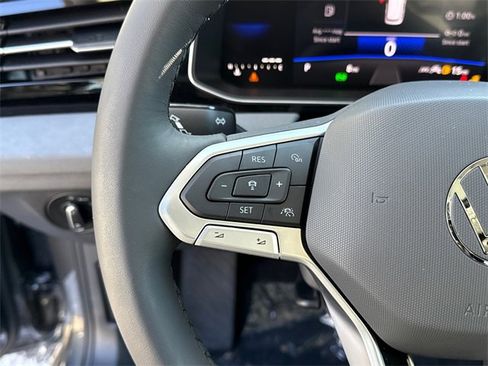 New 2026 Volkswagen Jetta SE image 12