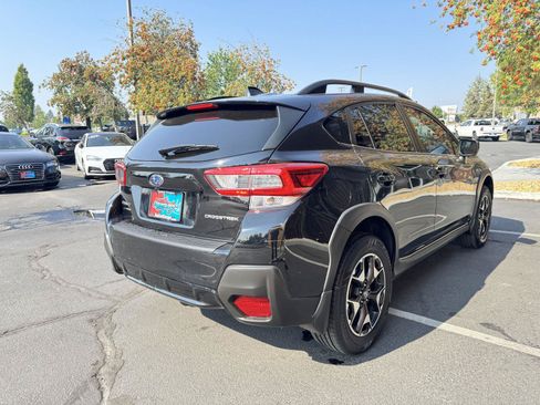 Used 2020 Subaru Crosstrek 2.0i Premium w/ Moonroof Package 1 AWD/4WD image 5