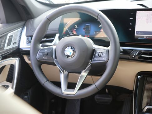 Certified 2025 BMW X1 xDrive28i w/ Convenience Package image 30