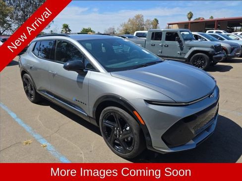 Used 2024 Chevrolet Equinox EV RS FWD image 1