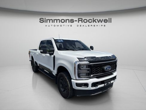 Used 2024 Ford F250 Lariat w/ Lariat Ultimate Package AWD/4WD image 8