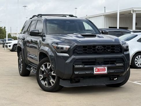 Used 2025 Toyota 4Runner TRD Sport Premium w/ Tow Technology Package AWD/4WD image 2