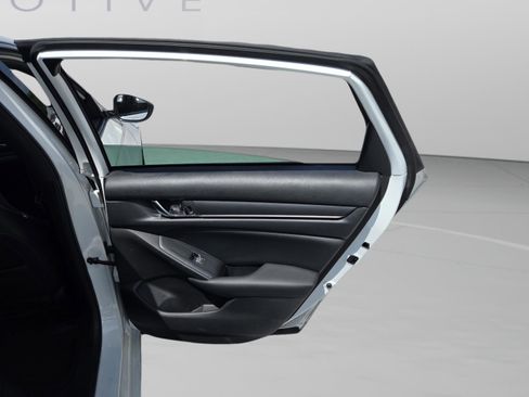 Used 2022 Honda Accord Sport image 20