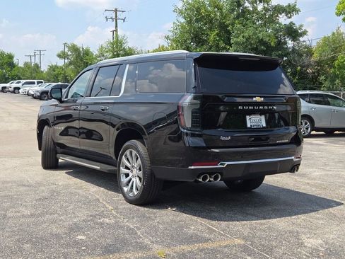 New 2025 Chevrolet Suburban Premier w/ Sun And Tow Package image 15