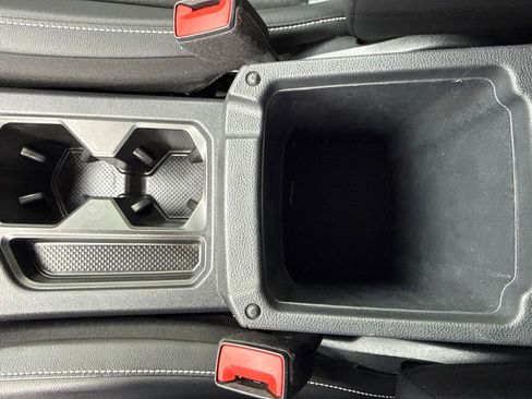 Used 2022 Volkswagen Tiguan SE FWD image 29