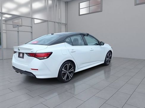 Certified 2023 Nissan Sentra SR w/ SR Premium Package FWD image 8