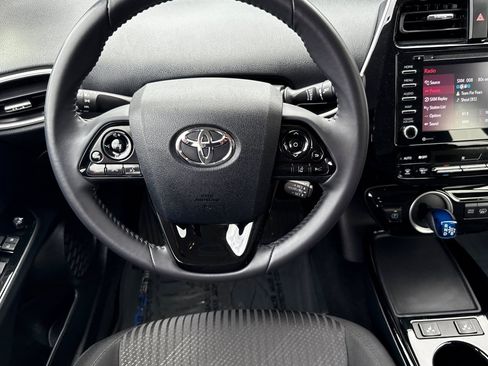 Used 2020 Toyota Prius Prime LE image 17