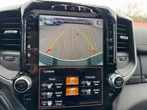 Used 2020 RAM 2500 Laramie image 17