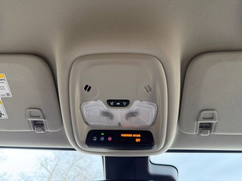 Used 2023 Buick Encore GX Select w/ Sport Touring Package image 22