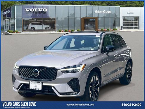 Used 2026 Volvo XC60 B5 Plus w/ Protection Package Premier AWD/4WD image 3