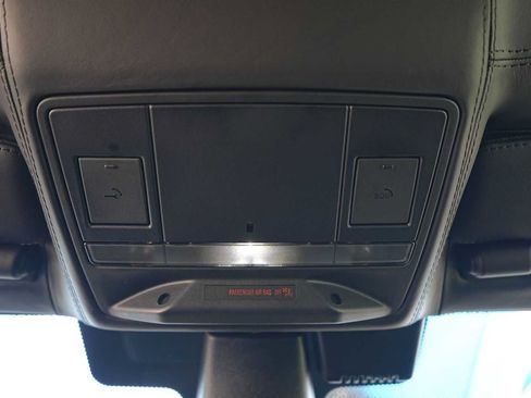 Used 2017 Jaguar F-TYPE Coupe RWD image 24