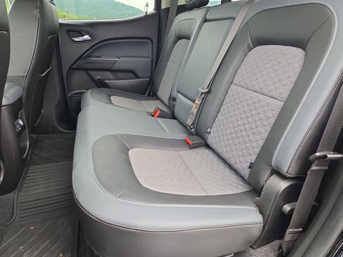 Used 2019 Chevrolet Colorado Z71 AWD/4WD image 13