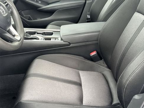 Used 2020 Honda Accord EX image 11