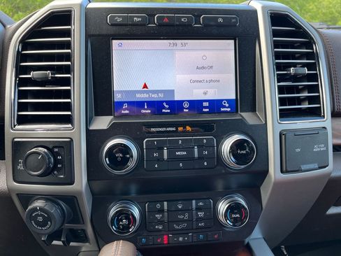 Used 2020 Ford F150 King Ranch w/ Equipment Group 601A Luxury AWD/4WD image 9