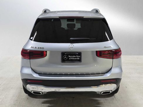 New 2026 Mercedes-Benz GLB 250 4MATIC image 4
