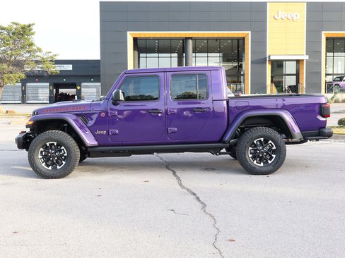 New 2026 Jeep Gladiator Rubicon image 9