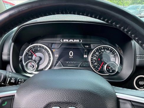 Used 2022 RAM 1500 Laramie RWD image 14