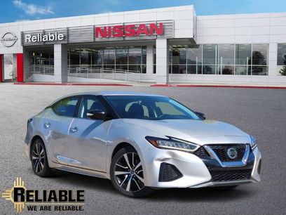 Used 2022 Nissan Maxima SV w/ Floor Mat Group