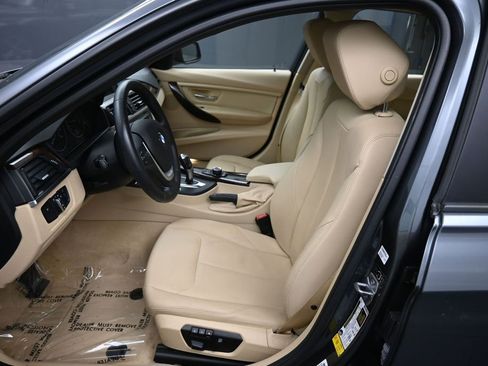 Used 2014 BMW 328i Sedan RWD image 18