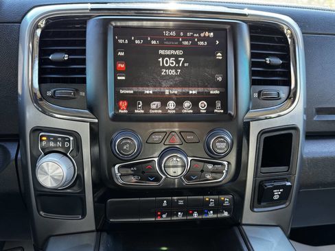 Used 2015 RAM 1500 Sport w/ Black Ram 1500 Sport Group image 19