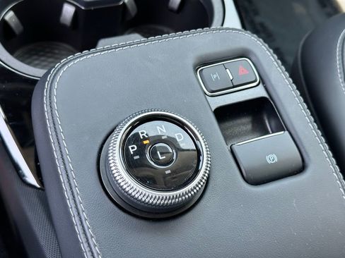 Certified 2024 Ford Mustang Mach-E Select image 17