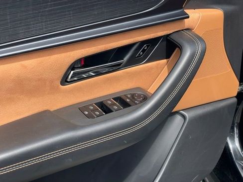 Certified 2025 MAZDA CX-70 3.3 Turbo S w/ Premium Plus image 13