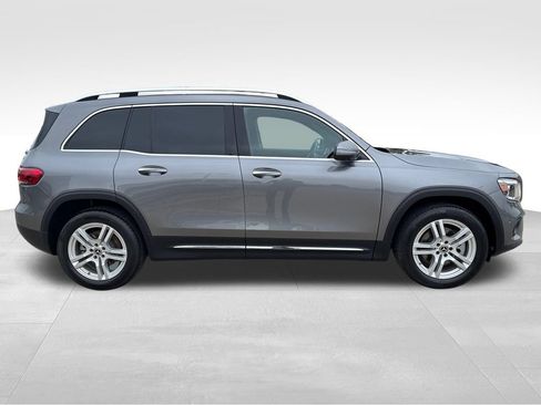 Used 2023 Mercedes-Benz GLB 250 4MATIC image 6