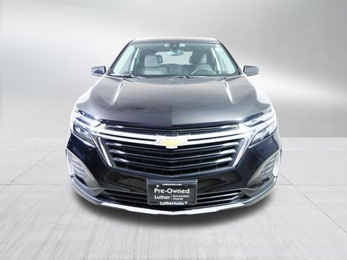 Used 2023 Chevrolet Equinox LT image 2