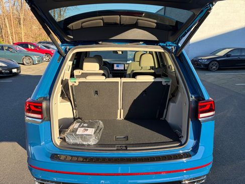 New 2026 Volkswagen Atlas SE image 15