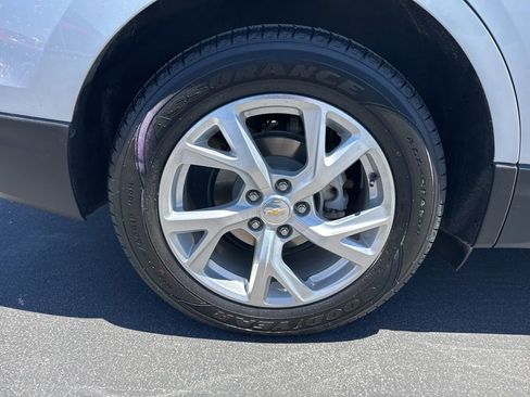 Used 2021 Chevrolet Equinox Premier FWD image 4
