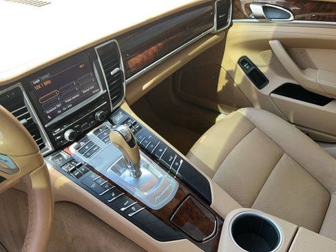 Used 2012 Porsche Panamera 4 image 13