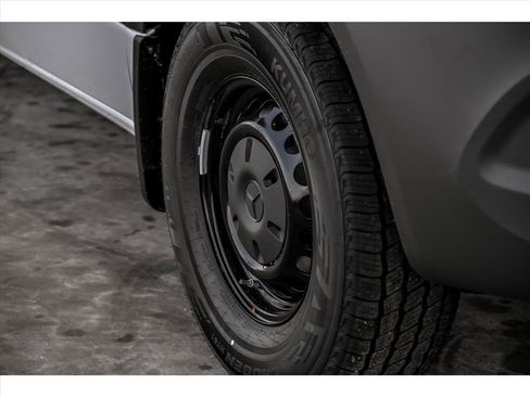 New 2026 Mercedes-Benz Sprinter 2500 image 3