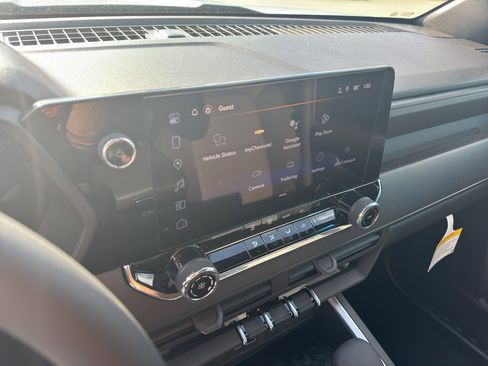 New 2026 Chevrolet Colorado W/T image 16