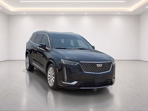 Used 2020 Cadillac XT6 Premium Luxury AWD/4WD image 1