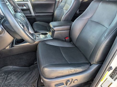 Used 2016 Toyota 4Runner Limited RWD image 13