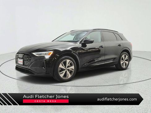 Used 2024 Audi Q8 e-tron Premium AWD/4WD image 1