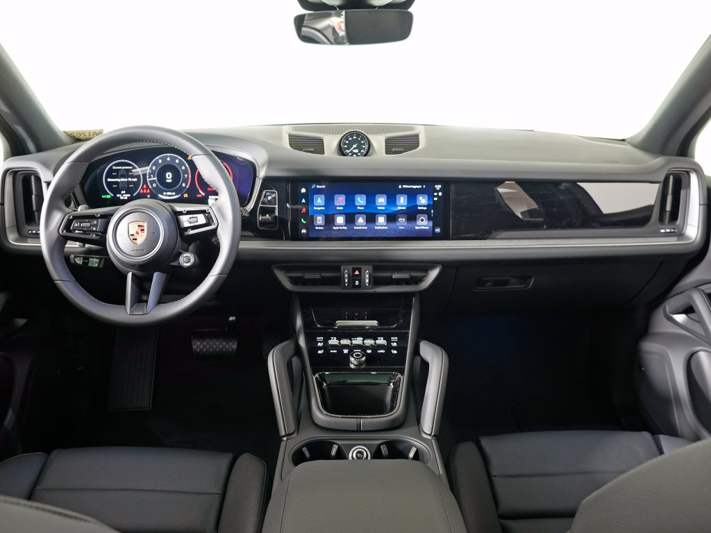 Certified 2026 Porsche Cayenne AWD/4WD image 22