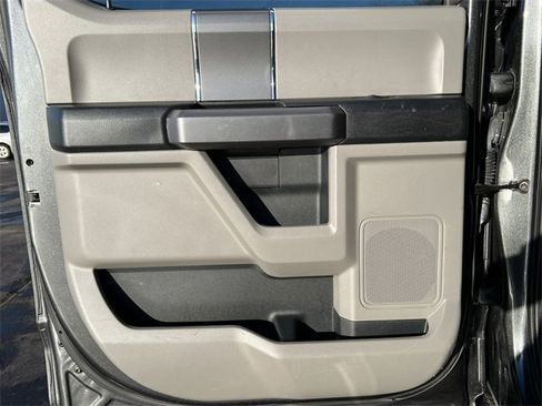 Used 2020 Ford F150 XLT w/ Equipment Group 302A Luxury image 32