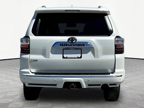 Used 2020 Toyota 4Runner Limited image 5