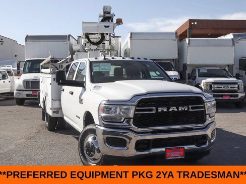 Used 2020 RAM 3500 Tradesman w/ Chrome Appearance Group AWD/4WD image 2