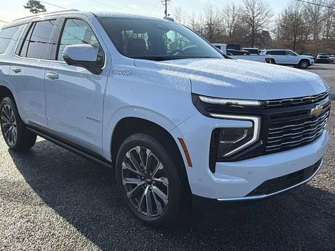 New 2026 Chevrolet Tahoe High Country image 3